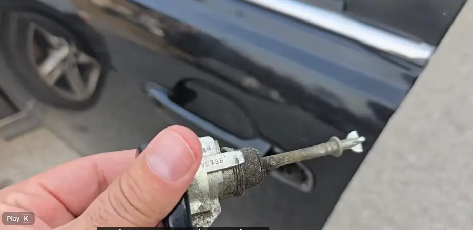 Repairing a car ignition cylinder in Billings, MT